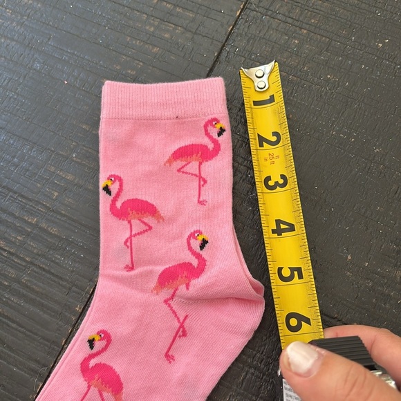 🎈4 LISTINGS FOR $20! New Pink Flamingo Socks - Picture 7 of 7